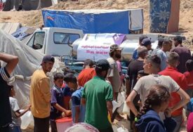 Islamska zajednica dostavlja pitku vodu civilima u Gazi