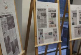 U Bugojnu otvorena izložba 'Ajvatovica kroz novinske članke' autora Azama Mandžića