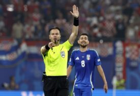 UEFA otjerala sa EURA sudiju koji je produžio duel Hrvatske i Italije osam minuta koje su presudile Vatrenima