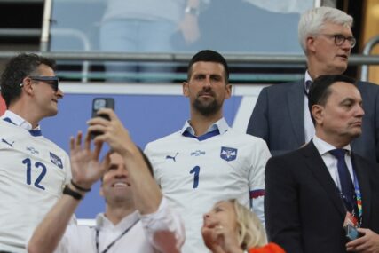 Đoković uoči Wimbledona o koljenu ali i o fudbalerima Srbije