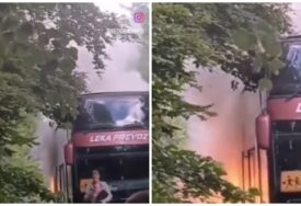 Zapalio se autobus s djecom na ekskurziji (VIDEO)