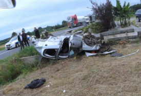 Stravični prizori jučerašnje nesreće u Prijedoru u kojoj je jedna osoba poginula