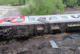 Rusija: Najmanje 70 povrijeđenih kada je putnički voz iskočio iz šina (VIDEO)