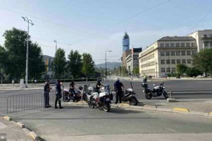 Prošla Povorka ponosa: Glavna saobraćajnica u Sarajevu je u potpunosti puštena za saobraćaj u 19:06