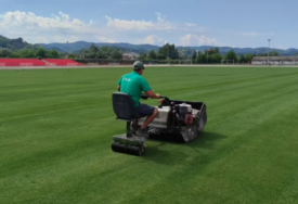 Na stadionu "Luke" u Doboju završeno instaliranje hibridnog travnjaka (VIDEO)