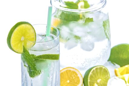Savršeno ljetno osvježenje: Recept za domaći sok od mente