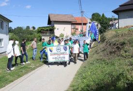 Zvornik - Održan tradicionalni marš 'Stazom smrti', sjećanje na 1. juni 1992.
