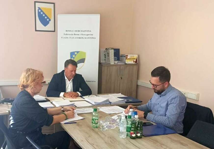 FOTO: VLADA TK