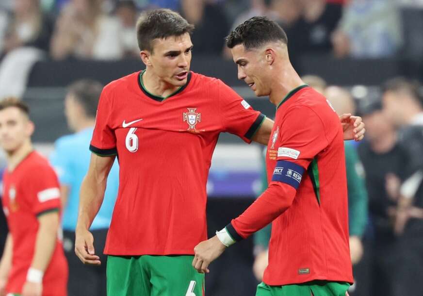FOTO: EPA/ MOHAMED MESSARA