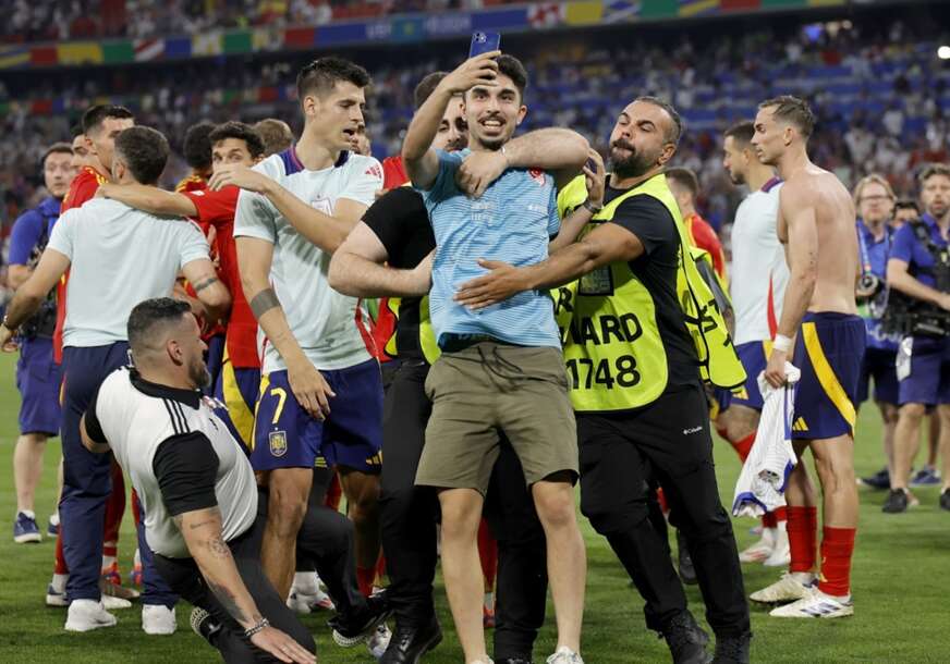 FOTO: EPA/ RONALD WITTEK