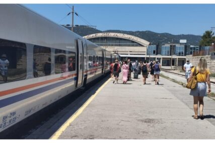 Sezonski voz Sarajevo – Ploče kreće 27. juna, poznati svi detalji