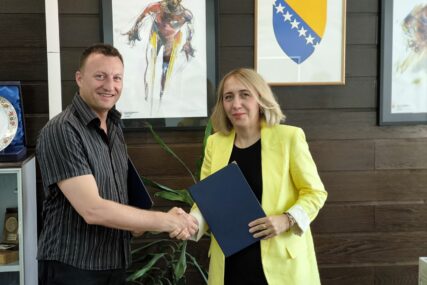 Ministrica Pozder potpisala ugovor: Za Nacionalni park Una 750.000 KM