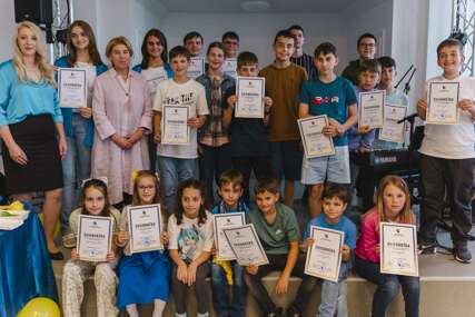 Wiesbaden: Podijeljene diplome učenicima za dodatnu nastavu bosanskog jezika