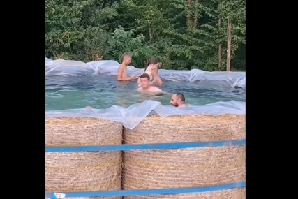 Mladići u BiH napravili bazen od sijena: Otkrili koliko ih je sve koštalo (VIDEO)