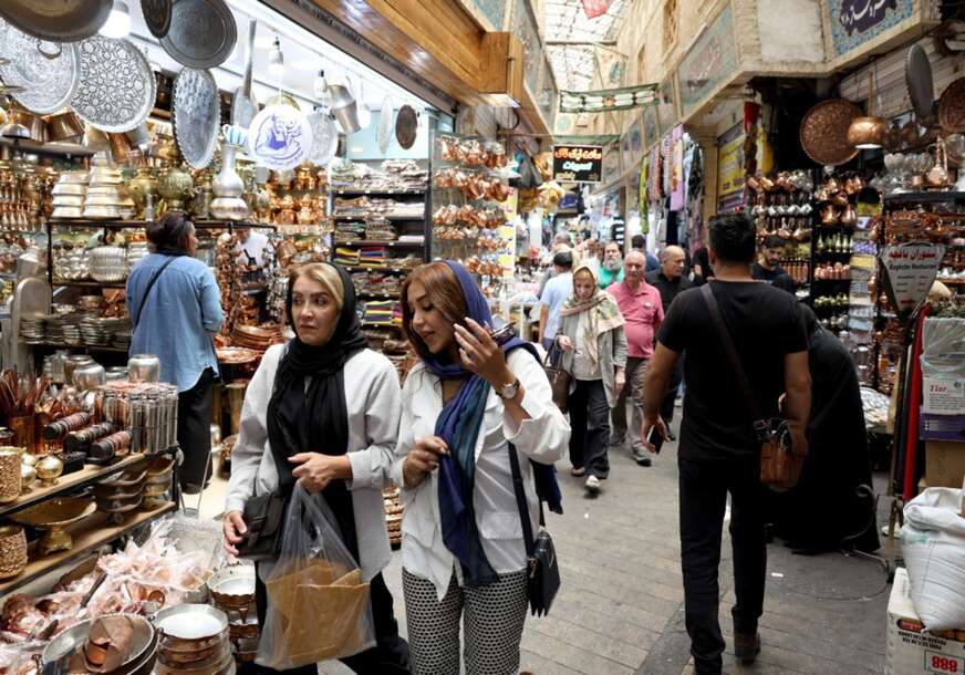 FOTO: EPA-EFE/ABEDIN TAHERKENAREH
