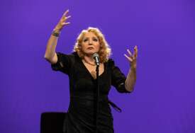 Mirjana Karanović u ulozi Marlene Dietrich 23. septembra na sceni Narodnog pozorišta Sarajevo