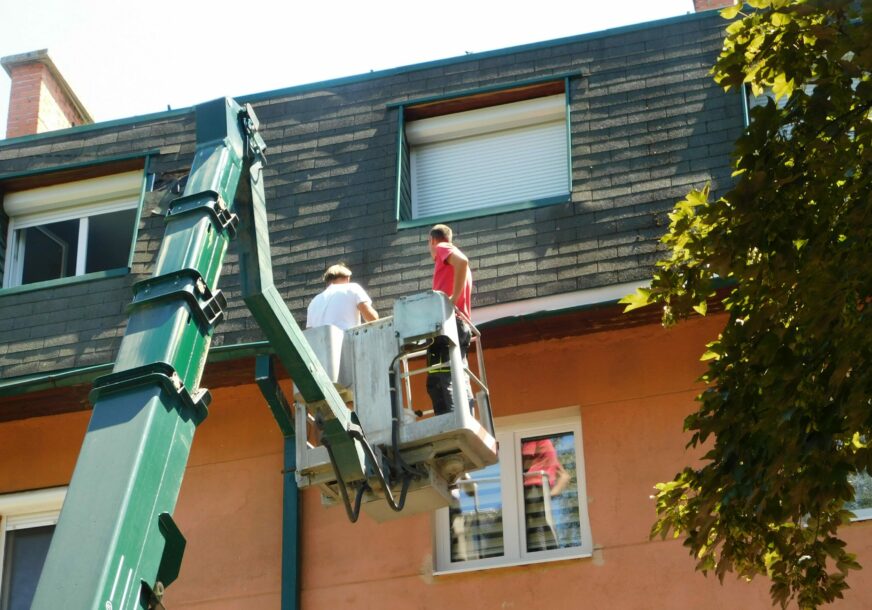 Popravka oštećenog oluka 
