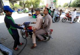 Protest zbog nametanja poreza: Benzinske pumpe širom jedne države danas NE RADE