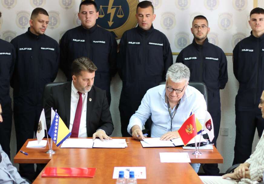 Potisivanje ugovora za školovanje pilota