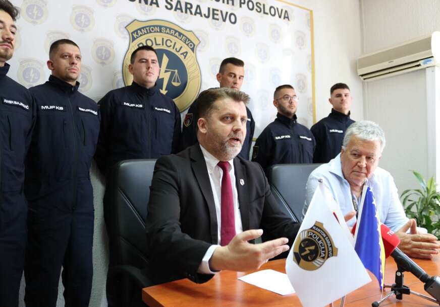 Potisivanje ugovora za školovanje pilota