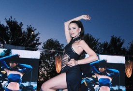 Milica Pavlović napravila lom na koncertu na stadionu u Mostaru