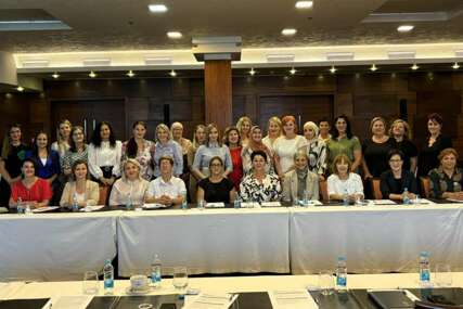 Članice organizacije Žene SDA BiH na radionici o temi rodno zasnovanog nasilja u BiH