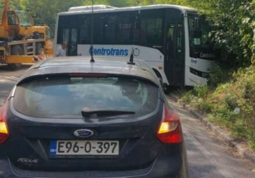 autobus sletio s puta
