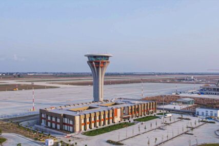 Zračni promet na aerodromu u Briselu zaustavljen nakon što je uočen dron
