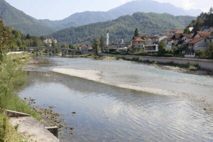 Karton revolucija upozorava na uništenje Neretve: Stari projekti, novi planovi i Hidrocentrale