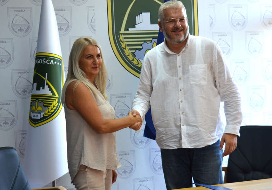 Ugovor za sanaciju ulica na Hotonju