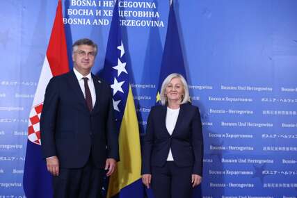 Borjana Krišto i Andrej Plenković potpisuju ugovor o graničnim prijelazima, UIO BiH upozorava...