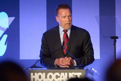 Neobičan razlog: Schwarzenegger svake godina Warner Brosu mora platiti jedan dolar