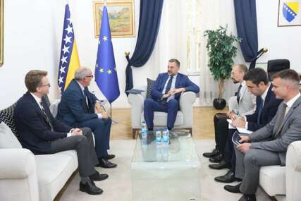 Konaković primio u nastupnu posjetu ambasadora Švicarske Derighettija