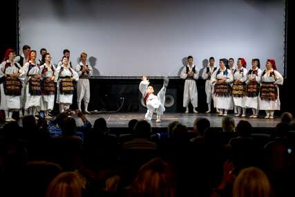 Bogatim kulturno-umjetničkim programom promovirano udruženje "Sevdah Salon Balkan"