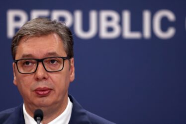 Vučić ne razumije zašto osuđenog ratnog zločinca Ratka Mladića ne žele pustiti iz zatvora: "Što to rade?"