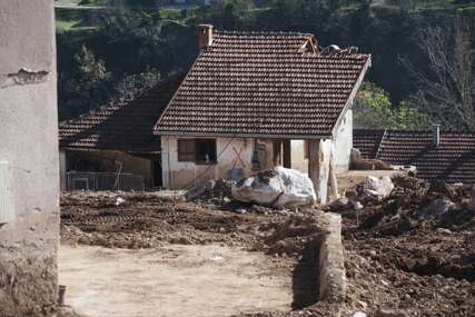 Vlada FBiH još nije u stanju dostaviti potpunu informaciju da bi višemilionska pomoć stigla do Jablanice, Konjica...