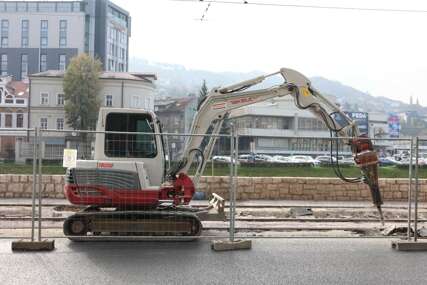 Spremite se za nove gužve u centru Sarajeva, u subotu se nastavljaju radovi na Obali Kulina bana