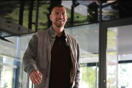 Edin Džeko stigao u Italiju, slijedi ljekarski pregled i potpis ugovora