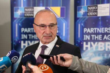 Kontradiktorni Grlić Radman: "Bh. lideri se moraju sami dogovoriti", pa govor o "pravima Hrvata"