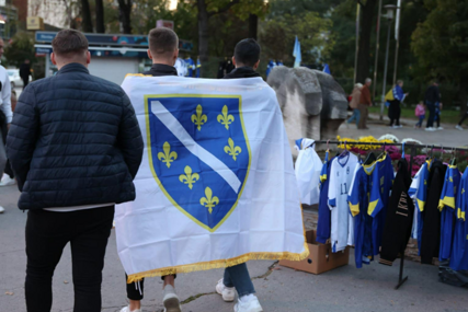 Za navijače BiH i Italije besplatna hrana, kafa, kolači, parking i turistička tura u Zenici