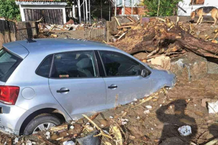 'LJUDI, KATAKLIZMA JE!' Poznati novinar objavio fotografije poplavljenih područja