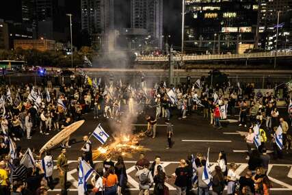 U Tel Avivu protesti zbog Netanyahuove smjene ministra odbrane Yoava Gallanta