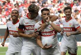 Demirović dvostruki strijelac za Stuttgart, drugi gol je prava majstorija! (VIDEO)