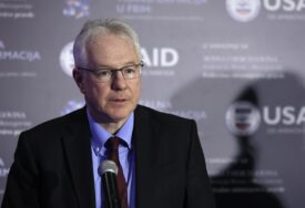Murphy: "Čini se da je administracija redefinisala američke interese u BiH"