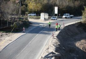 Na magistralnom putu M-17 saobraćaj obustavljen