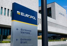 Francuska i španska policija uz pomoć Europola razbili mrežu krijumčara ljudima