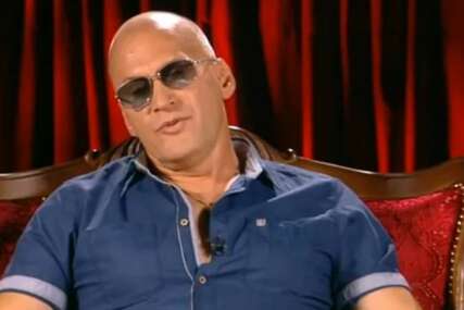Pjevač upao u kreč, do dana današnjeg se bori da progleda: "Život mi je bio pakao"