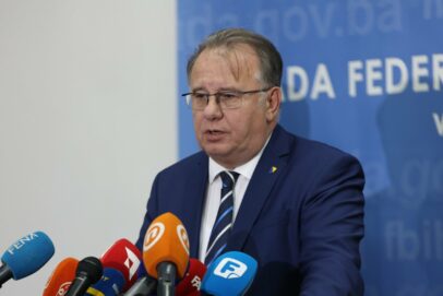   Nermin Nikšić