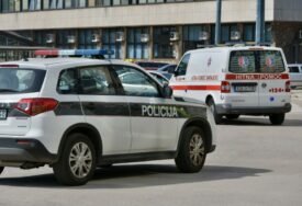 Velika Kladuša: Djevojčica (14) pala s trećeg sprata škole, prevezena u Kantonalnu bolnicu u Bihaću