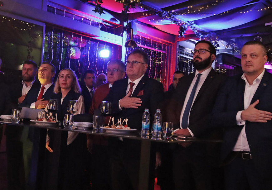 FOTO: FACEBOOK / NERMIN NIKŠIĆ
